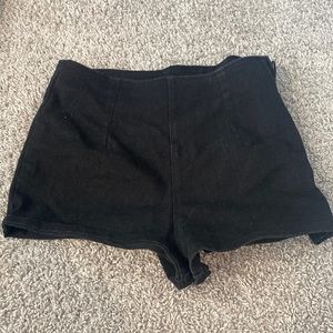 Black jean shorts with side zipper